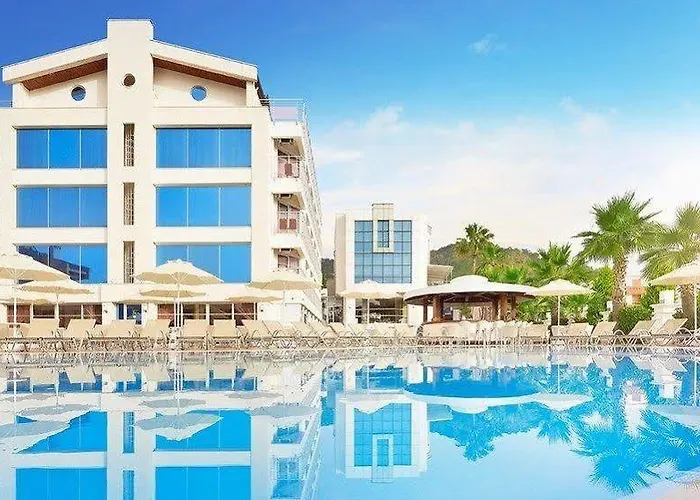 فندق Ideal Piccolo - Adult Only